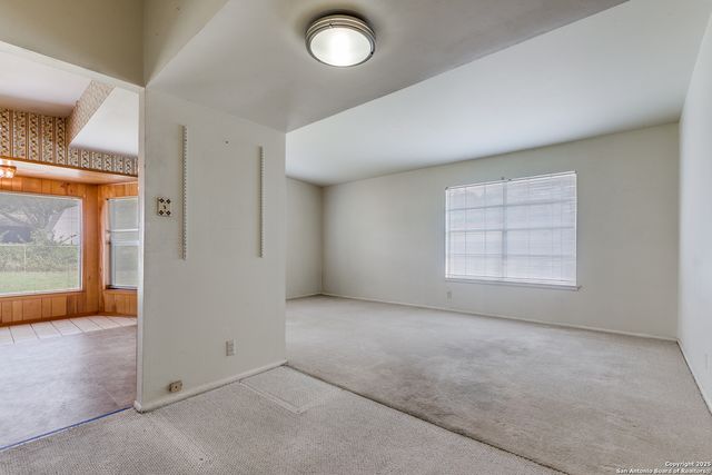 1015 Mount Serolod, San Antonio, TX 78213