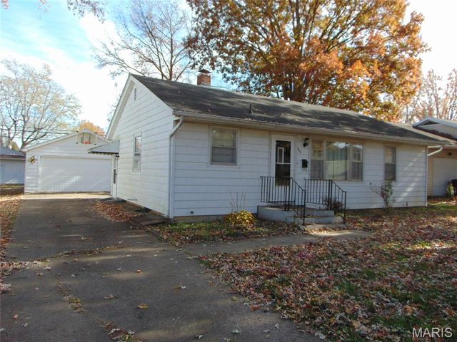 936 N 22nd Street, Murphysboro, IL 62966