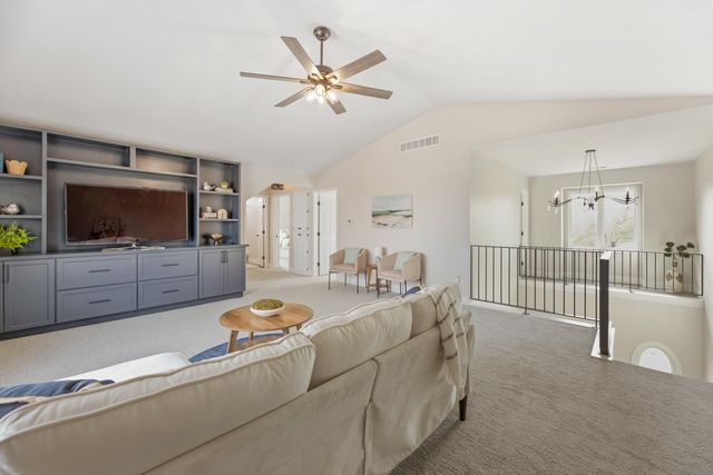 14844 SW Clover Ln, Rose Hill, KS 67133