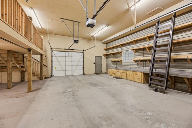 14844 SW Clover Ln, Rose Hill, KS 67133