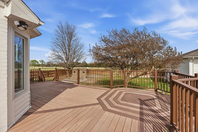 14844 SW Clover Ln, Rose Hill, KS 67133