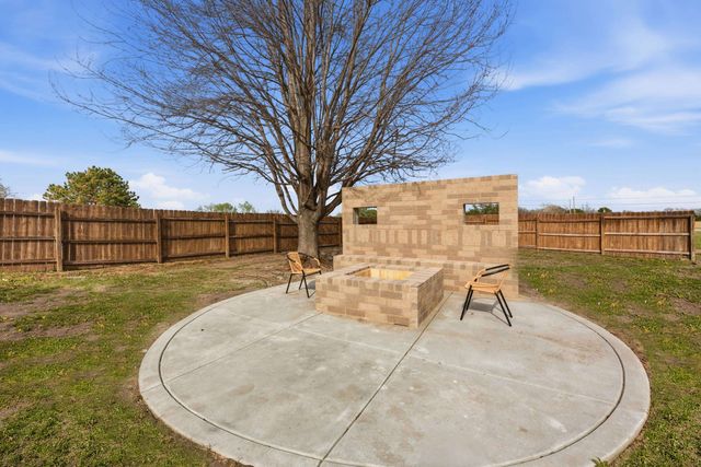 14844 SW Clover Ln, Rose Hill, KS 67133