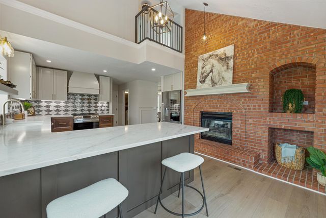 14844 SW Clover Ln, Rose Hill, KS 67133