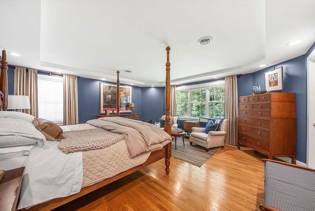 180 Meetinghouse Circle, Needham, MA 02492