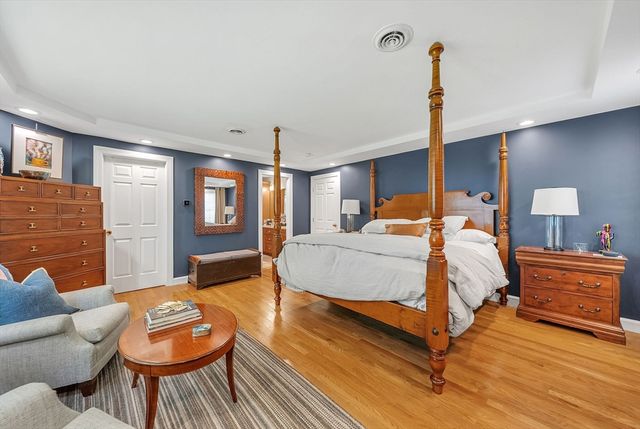 180 Meetinghouse Circle, Needham, MA 02492