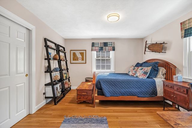 180 Meetinghouse Circle, Needham, MA 02492