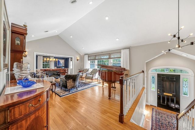 180 Meetinghouse Circle, Needham, MA 02492