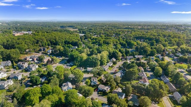 180 Meetinghouse Circle, Needham, MA 02492