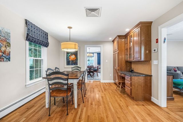180 Meetinghouse Circle, Needham, MA 02492