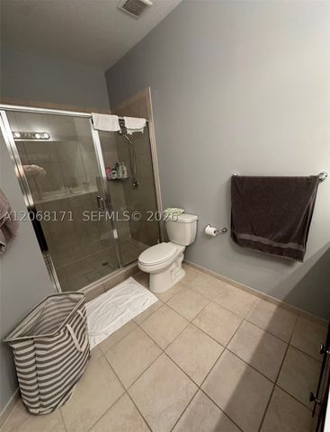 10377 W 34th Ct 10377, Hialeah, FL 33018
