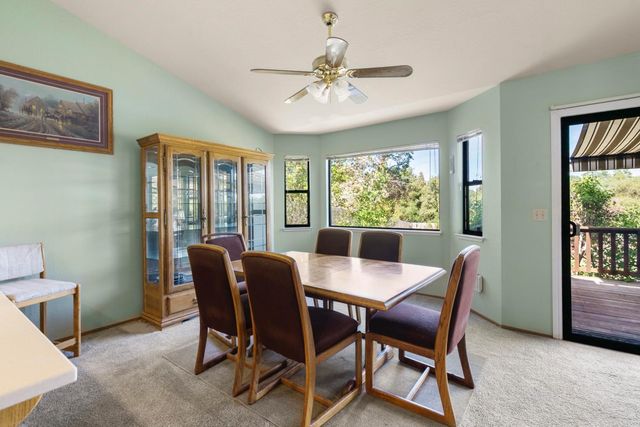 233 Mistletoe Ct, Angels Camp, CA 95222