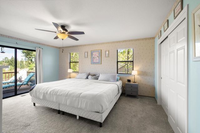 233 Mistletoe Ct, Angels Camp, CA 95222