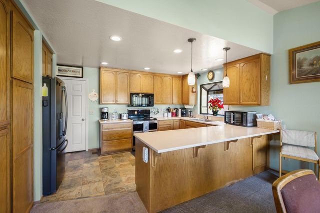 233 Mistletoe Ct, Angels Camp, CA 95222