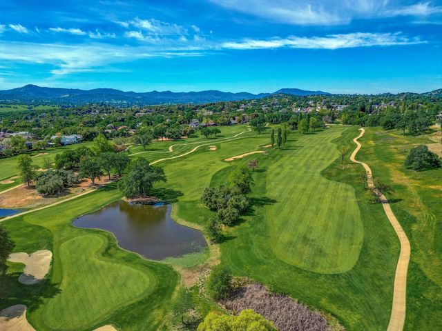 233 Mistletoe Ct, Angels Camp, CA 95222