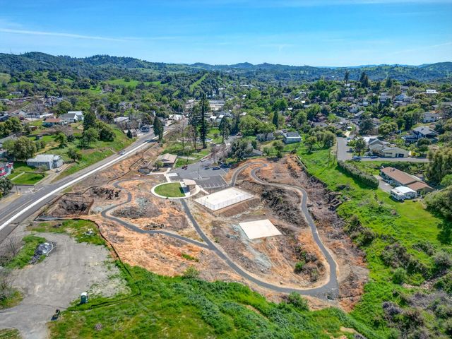 233 Mistletoe Ct, Angels Camp, CA 95222