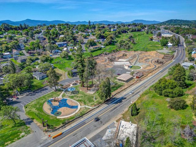 233 Mistletoe Ct, Angels Camp, CA 95222