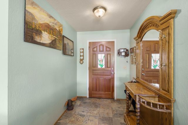 233 Mistletoe Ct, Angels Camp, CA 95222