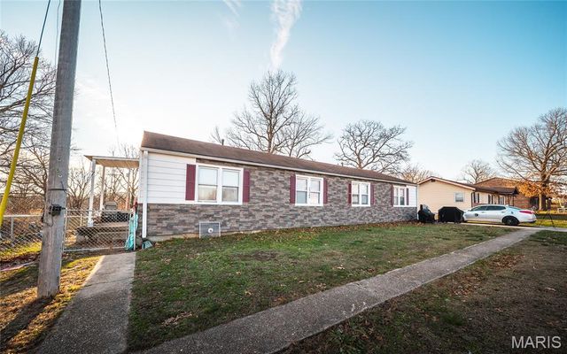 23105 Triple Lane, St Robert, MO 65584