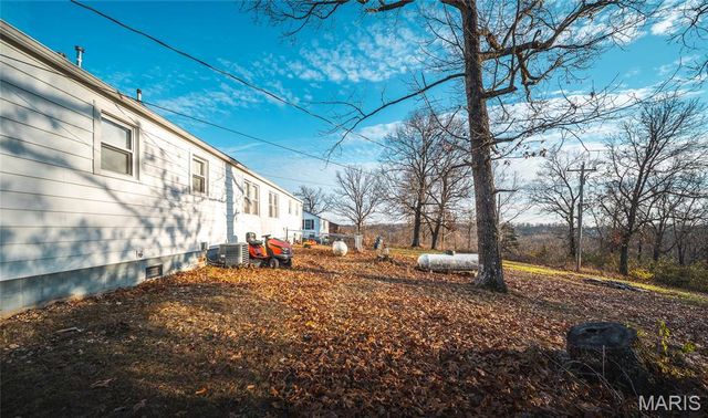 23105 Triple Lane, St Robert, MO 65584