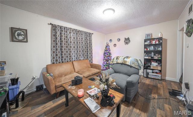 23105 Triple Lane, St Robert, MO 65584