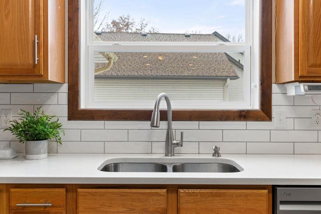 413 Orleans Court N, Champlin, MN 55316