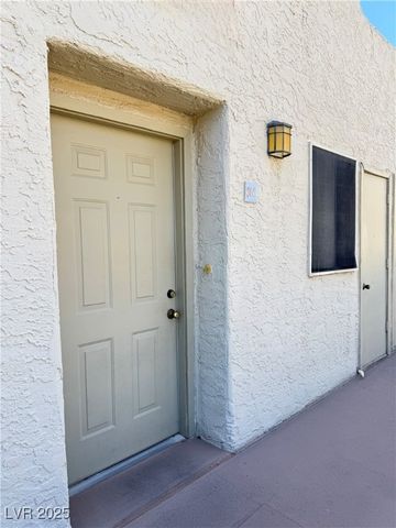 2064 Mesquite Lane 303, Laughlin, NV 89029