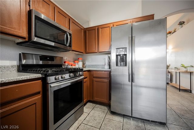 7108 Desert Clover Court, Las Vegas, NV 89129