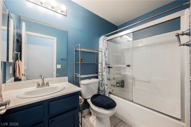 7108 Desert Clover Court, Las Vegas, NV 89129