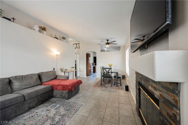 7108 Desert Clover Court, Las Vegas, NV 89129