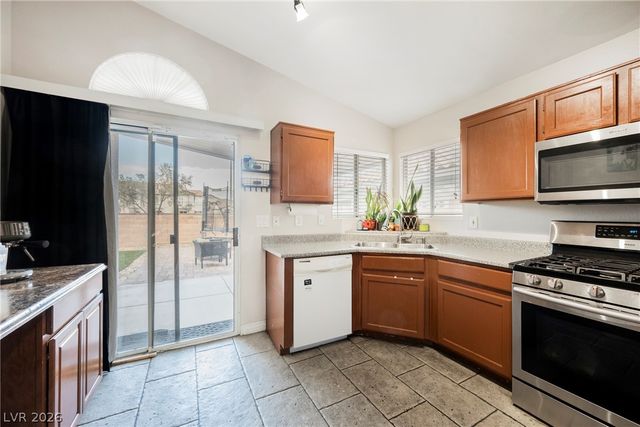 7108 Desert Clover Court, Las Vegas, NV 89129