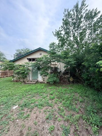 218 ILLG AVE, San Antonio, TX 78211