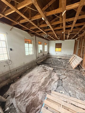218 ILLG AVE, San Antonio, TX 78211