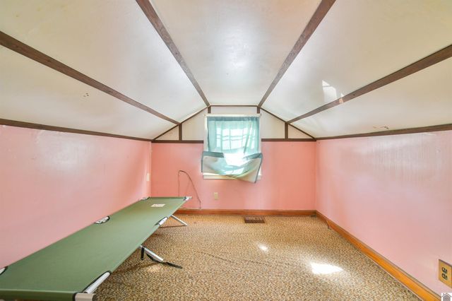 705 S 10th Street, Mayfield, KY 42066