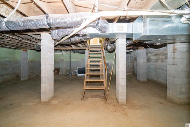 705 S 10th Street, Mayfield, KY 42066