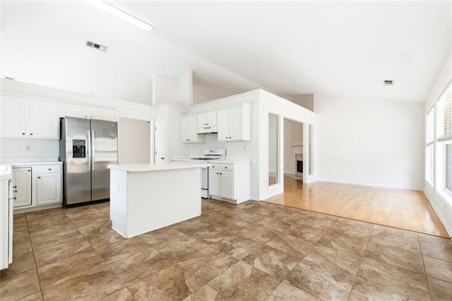 100 Jackson Bluff Court, Lawrenceville, GA 30044