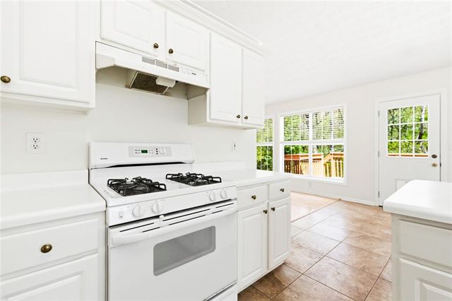 100 Jackson Bluff Court, Lawrenceville, GA 30044