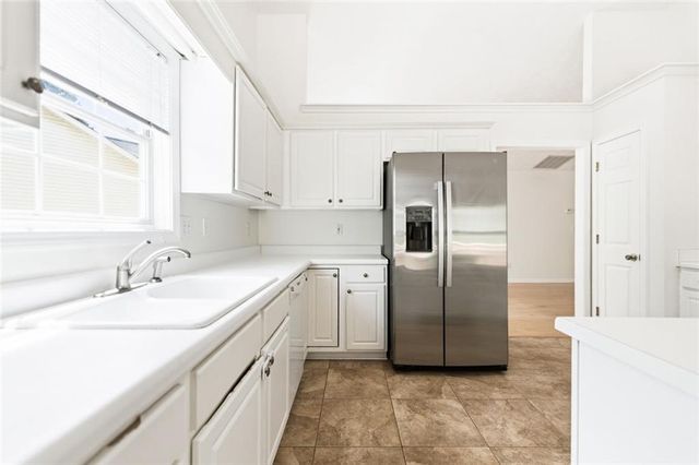 100 Jackson Bluff Court, Lawrenceville, GA 30044