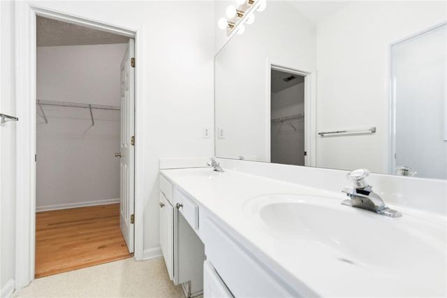 100 Jackson Bluff Court, Lawrenceville, GA 30044