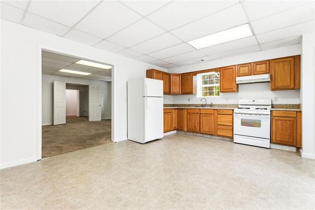 100 Jackson Bluff Court, Lawrenceville, GA 30044