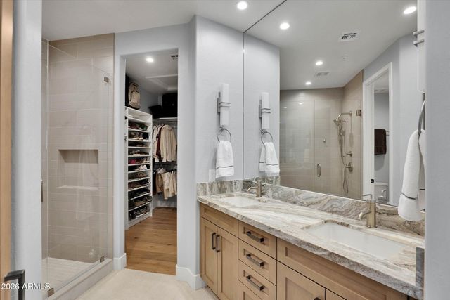 8180 E SHEA Boulevard 1025, Scottsdale, AZ 85260
