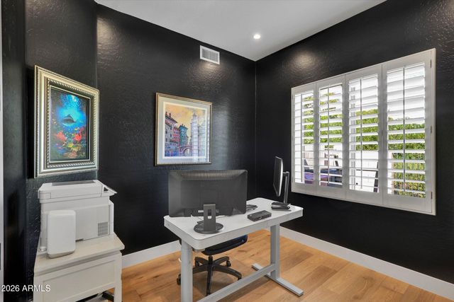 8180 E SHEA Boulevard 1025, Scottsdale, AZ 85260