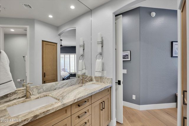 8180 E SHEA Boulevard 1025, Scottsdale, AZ 85260