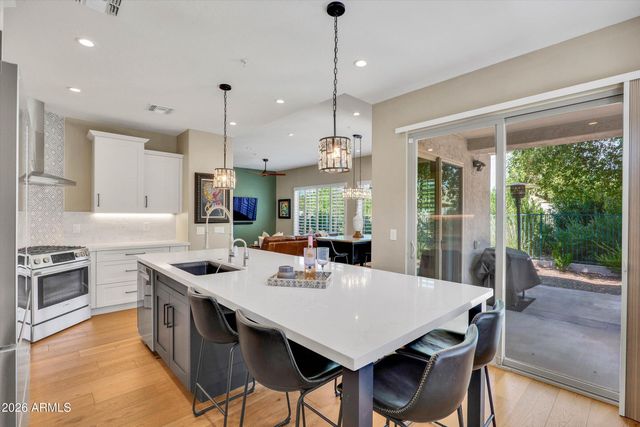 8180 E SHEA Boulevard 1025, Scottsdale, AZ 85260