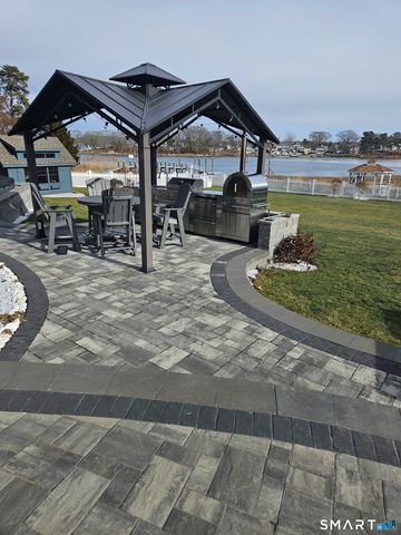 47 Oswegatchie Hills Road, East Lyme, CT 06357