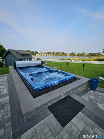 47 Oswegatchie Hills Road, East Lyme, CT 06357