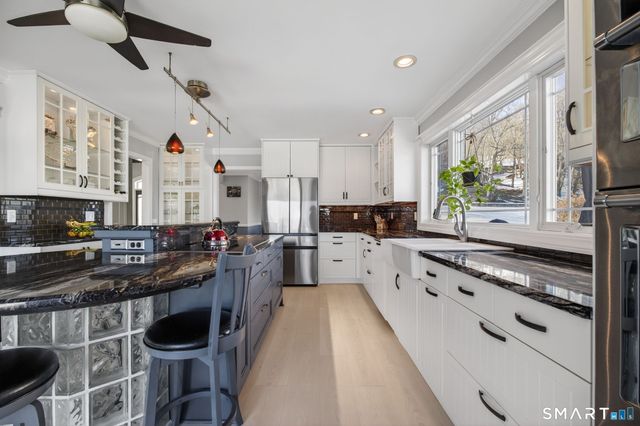 47 Oswegatchie Hills Road, East Lyme, CT 06357