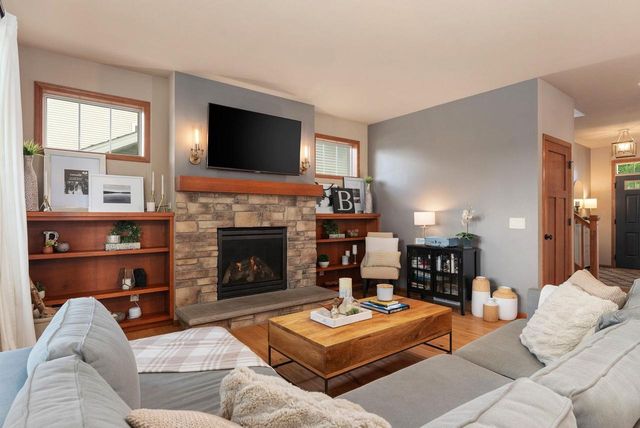 4614 Secret Garden Drive, Mcfarland, WI 53558