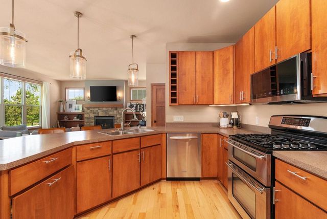 4614 Secret Garden Drive, Mcfarland, WI 53558