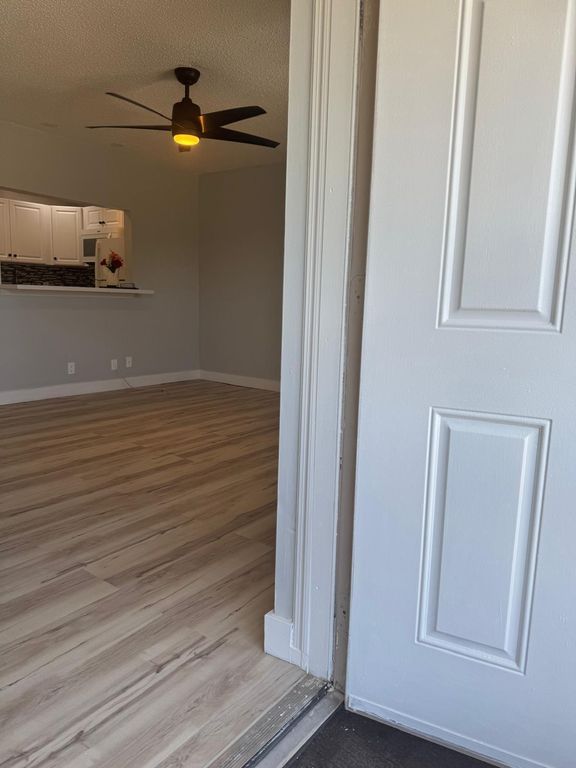 176 Sussex 176, West Palm Beach, FL 33417