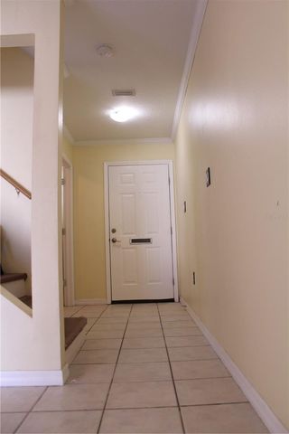 3607 W IDLEWILD AVENUE 302, Tampa, FL 33614